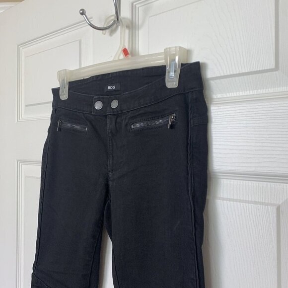 Urban Outfitters BDG Women’s Size 27 Black Kick Flare High Rise Cropped Jeans - Picture 4 of 10